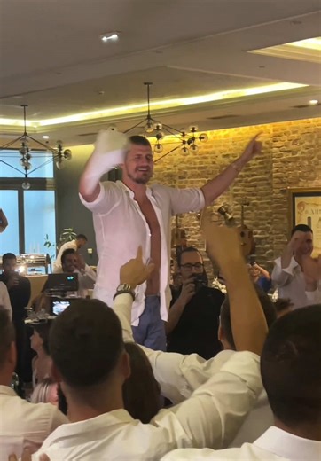 Druženje s najboljim košarkašima: Vesela svadba