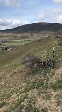 How to roll out barbed wire by yourself