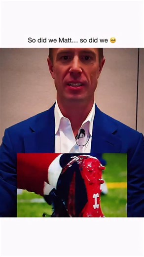 Football Content on Instagram: "Julio Jones delivered one of the most jaw-dropping sideline catches in Super Bowl LI history. With just under five minutes left and the Atlanta Falcons trying to ice the game, he hauled in a 27-yard pass down the right sideline, somehow keeping both feet in-bounds while his momentum nearly took him out of play. It was a pure display of body control, concentration, and athleticism that looked impossible to pull off — yet he did. ￼ That catch helped set up a potenti