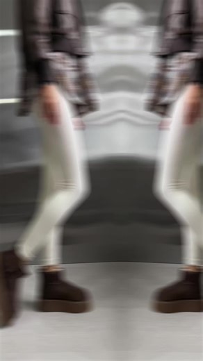 🏷️Ціна - 1950гр 🔖Матеріал - НАТУРАЛЬНА ЗАМША. 📎В середині: хутро. 📏Висота підошви: 5 см. 📌Розмірна сітка: 36= 23,5 см 37= 24 см 38= 24,5 см 39 = 25,5 см 40 = 26 см #натуральніматеріали #взуттяукраїна #осінь2025 #зимаосінь #натуральназамша