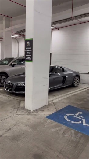 Please help me find my car #audir8 #cartok #supercar #audi #sportscar