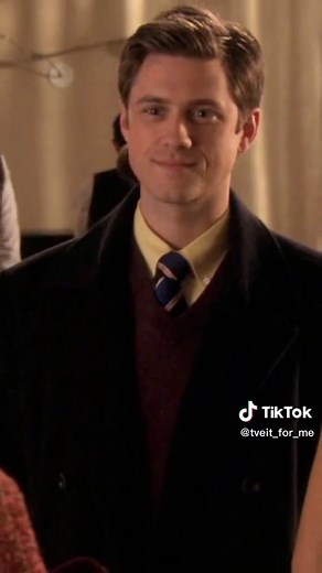 Remembering Tripp Vanderbilt from Gossip Girl with Aaron Tveit