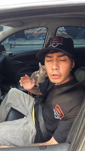 8K views · 92 reactions | Comienza tu curso de MOTO desde hoy por solo $400.000  Instructores apasionados  Experiencia personalizada  Celebramos cada hito hacia tu licencia, porque tu éxito es nuestro éxito. ⏰ Horarios flexibles para adaptarse a tu apretada agenda. Aprende a tu propio ritmo y sin estrés. CUPOS LIMITADOS | Drivers Safely | Facebook