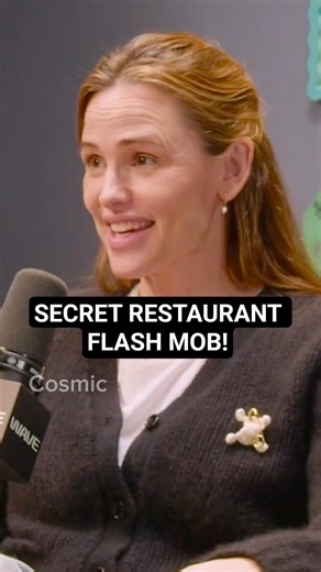 Jennifer Garner's Embarrassing 'Thriller' Flash Mob Surprise #shortvideo