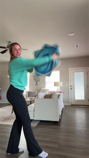 Exploring Flow Arts Techniques for Creativity