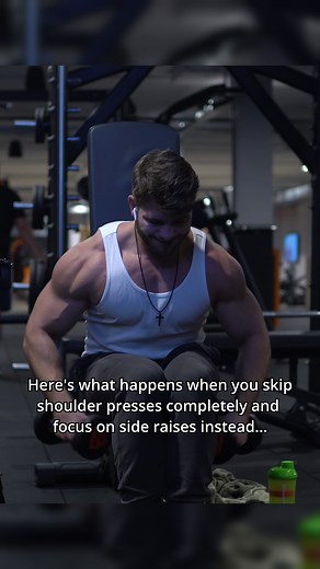 🤯 Hear me out on this one: I know, that’s a pretty controversial take on training advice. If you enjoy training front shoulders and love doing overhead presses & such, by all means, keep going. BUT: If you’re busy and try to do the most time efficient workout, I’d focus on the side head of your shoulder exclusively. Here‘s why: If you’re smart about programming, your training likely includes an incline press variation, which by definition targets your front delt muscle to a sufficient degree. I