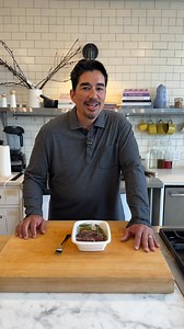 Skip the grocery store, prep and dishes. Get delicious pre-made meals from award-winning chefs delivered weekly to your door. | CookUnity