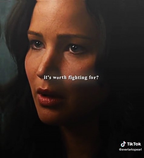 haymitch and cinna both loved her sm 😕 #hungergames #edit #katnisseverdeen #haymitchabernathy #cinna #hungergamesedit #thehungergames #viral #katnisseverdeenedit