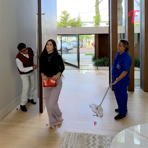 Rich man wants to leave his fortune to the worthy daughter | Fabiosa Daily