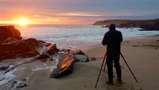 How to Capture the Effect of Sunrise Instead of the Sunrise Itself