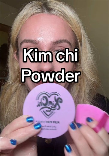 Blurring Powder for Pore Minimization