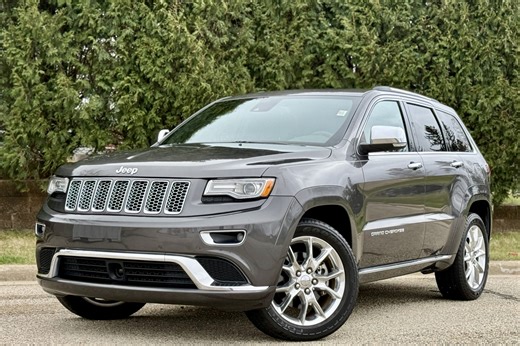 No Reserve: 2014 Jeep Grand Cherokee Summit V8 4x4