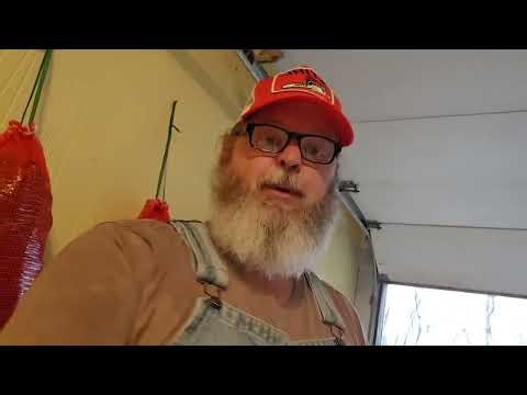 DIY Bottom Board for Screened Bottom Beehive