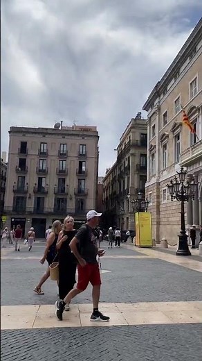 🗓️ WHY Is Barcelona Full of DEMONSTRATIONS on September 11? 🤔