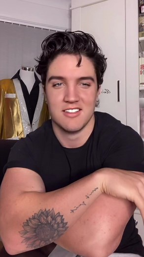 Elvis Look-alike TikTok Trend
