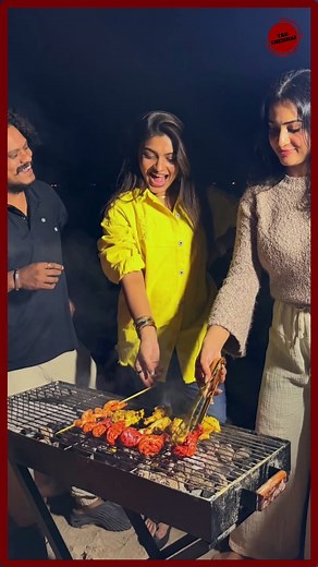 பிரபல நடிகைகள் உடன் துபாய் ட்ரிப் சென்ற நடிகர் புகழ்.. புகைப்படங்களை பாருங்க#pugazh #shorts #actor