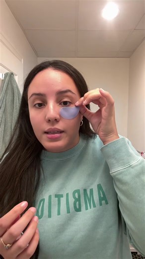 Did anyone else know this?! I love learning new things in skincare 🤭 #eyepatches #undereyebags #skincaretips @Patchology