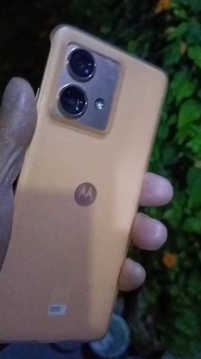 Testing Gcam on the Motorola Edge 40 Neo at night