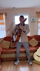 Así ll0ra mi requinto con música antigua 😢💔 | Yoder Chamba