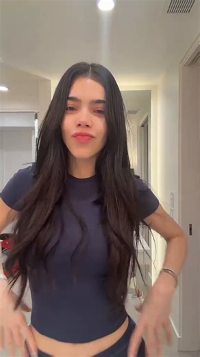 Un video de Kenia Os hablando por 7 minutos QUE BENDICIÓN! ✨🥹Nuevo GRWM de Key vía Tiktok. 🤍