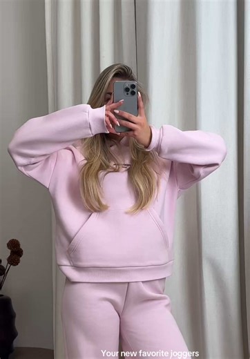 New Pink Joggers Dropping Tonight at 7PM