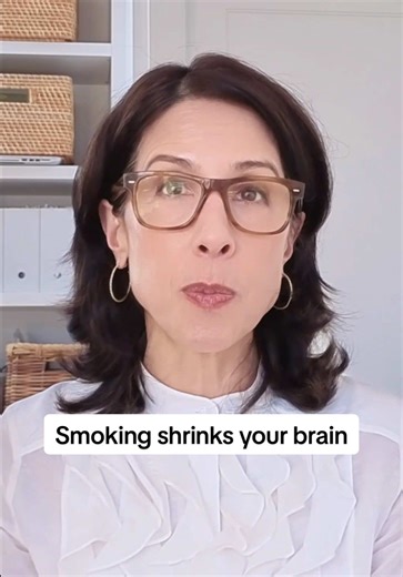 🚬 Smoking doesn’t just affect your lungs. It affects your brain. 🧠 Every cigarette floods the #brain with nicotine and carbon monoxide, constricting blood vessels and reducing oxygen to neurons. Over time, chronic #smoking is linked to thinning of the #cortex — the part of the brain responsible for #memory and reasoning. Smokers have about a 40% higher risk of developing #Alzheimers disease. 🛑 The good news: quitting helps. Dementia risk drops significantly after stopping smoking and can even