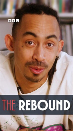 ✨ “May books never die.” The beautiful moment when bookbinding and reading memories combined perfectly for Jordan Stephens. Emma AKA The Binary Bookbinder with the ultimate individually-customised edition of Jordan's favourite book - Philip Pullman's The Subtle Knife. #HisDarkMaterials #BookBinding #BookBinder #BookBinders #JordanStephens #SprayedEdges | BBC Arts