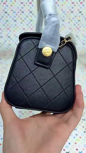 Classic Black Quilted Vanity Bag 🖤 Elegant Everyday Style