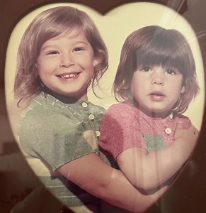 23K views · 1K reactions | I was at my Mom's house today. I saw this picture in a heart shaped frame. Made me smile and make funny cute noises.Sisters. I remember getting dressed for this. I think I even remember this little photo shoot. Wendy and I remind me of my Lola & Luci. Very connected and quite different. Love her so much.  @wendywilsonwp | Carnie Wilson | Facebook