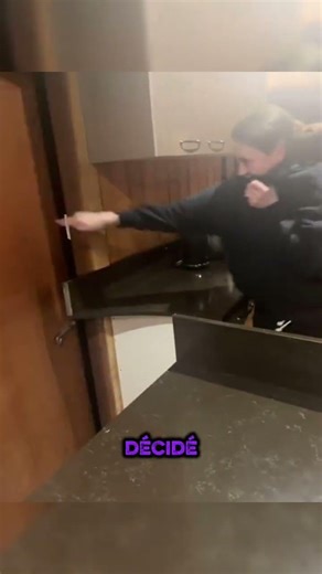 Un pièce cacher derrière un meuble 😳 #horreur #peur