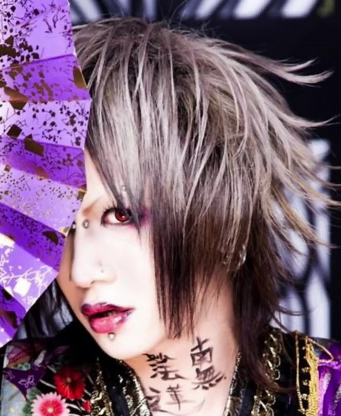 ANOTHER one😂✌ #mementomori #isan #vkei #gulugulu | isan