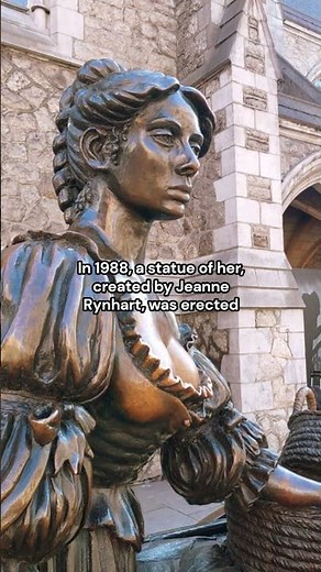 The Statue of Dublin’s Molly Malone | Statue (1988) by Jeanne Rynhart #art #artwork #statue