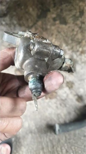 the radiator keeps leaking air⁉️#bengkelrumahan #shortscraft #fypシ