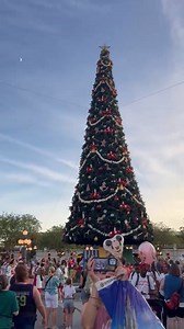 235K views · 10K reactions | FIRST Lighting of the Magic Kingdom Christmas Tree for Mickey's Very Merry Christmas Party  #disneyholidays #magickingdom ##disneychristmastree | Chip and Company | Facebook