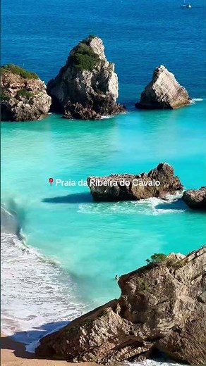 Iconic beaches only 30 minutes from Lisbon