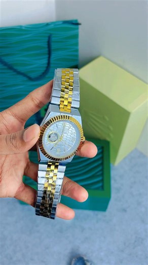 ✨ Automatic Luxury Watch with Original Box ✨ Timeless design meets premium performance ⌚ This Automatic AAA Grade Luxury Watch features smooth movement, durable metal build, and elegant detailing — crafted for those who value true style. Comes with Original Box, perfect for gifting or collection. Key Features: ⚙️ Movement: Automatic (Self-Winding) 💎 Body: Premium Metal 🕰️ Dial Size: 43mm 🔹 Glass: Mineral (Scratch Resistant) 💧 Water Resistance: 1ATM 📦 Box: Original Luxury Box | ENZO TIMELESS