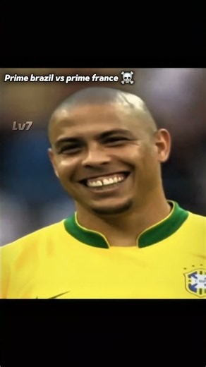 Prime Brazil🇧🇷 vs Prime France🇫🇷 WC 2006 🥶🔥 #footballshorts #ronaldo #shortvideo