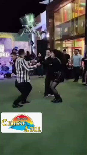 #posada. banda. cerro. azul #