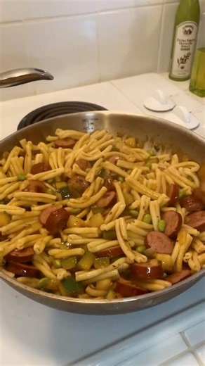 Creamy Cajun Sausage Pasta 🔥 #easyweeknightmeals #cajunpasta #pantrymeals #dinnerideas