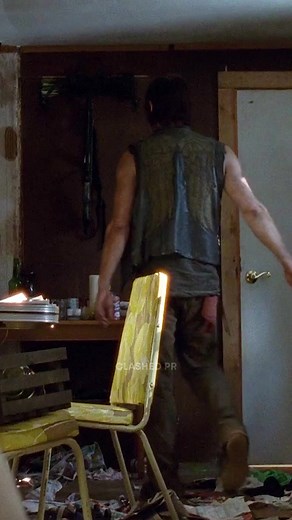 Daryl's Psychotic Bipolar Episode with Beth | The Walking Dead