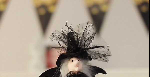 Halloween Witch Tree Topper, Halloween Table Decorations Ghost Festival Witch Tree Top Star Doll, Veil Witch Treetop Figurine, Witch Hat Decoration for Tree Ornament Farmhouse Halloween Decor