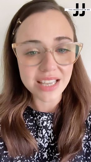 Jennie Jacques on Instagram: "YouTube launched - link in bio - click LinkTree ⬆️ first interview with Sally Callow 💙 #mefoggydog #stripylightbulb * Raising awareness for #severeme #mecfs * Please like 👍 & subscribe; link in LinkTree & moreover please 🙏 help by signing the open letter for a protocol for Severe ME in our NHS Hospitals * Thank you"