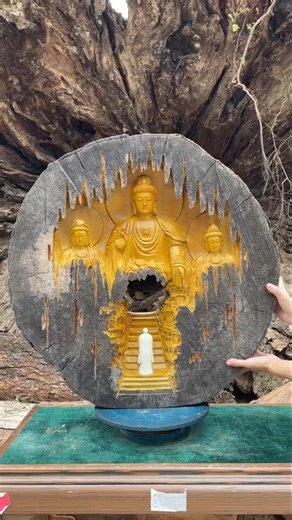 A Journey Inside the Wood: Divine Art Unleashed 🧘‍♂️