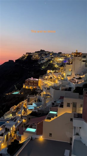 Unforgettable Santorini Sunset Views