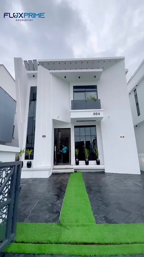 FOR SALE ✅✅✅ UNIQUE CONTEMPORARY 5BEDROOM FULLY DETACHED DUPLEX. 📍LOCATION: CHEVRON LEKKI, LAGOS 📌 PRICE: 390M NAIRA ASKING Features: - Unique Contemporary Modern Architecture - Gorgeous Automated Lightings - All rooms ensuite - Greenery - Solid build - Stamped Concrete Floor - All rooms ensuite - Family Lounge - Excellent woodwork - Fully Fitted Kitchen - POP Ceiling - Detailed finishing - Walk-in Closet and Wardrobes - Luxury Fittings - TV Board - Inbuilt Audio Speaker - Smart Home features 