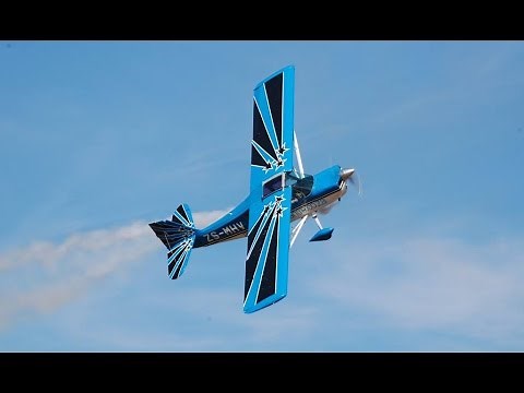 Super Decathlon Aerobatics - Michel Leusch