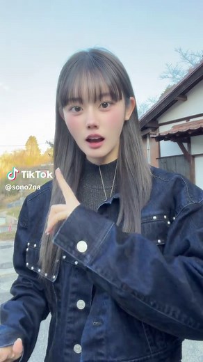 朝の光の中でのダンスと音楽