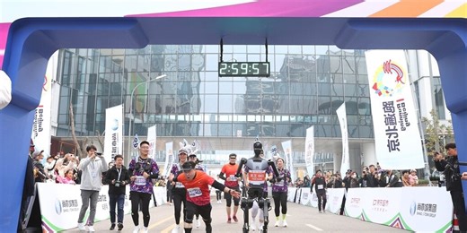 China to Pit 12,000 Humans Against Robots in World's First AI Marathon Race - Decrypt