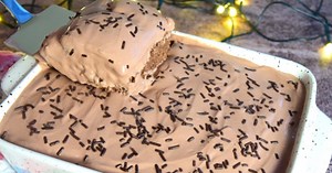 Chocolate Banana Oatmeal Cake: A Delicious Twist on Classic Desserts!