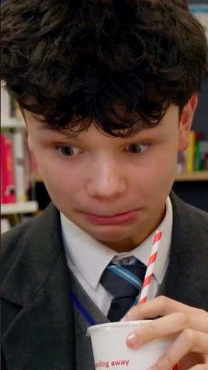 British Highschoolers Shocked by American Iced Tea!